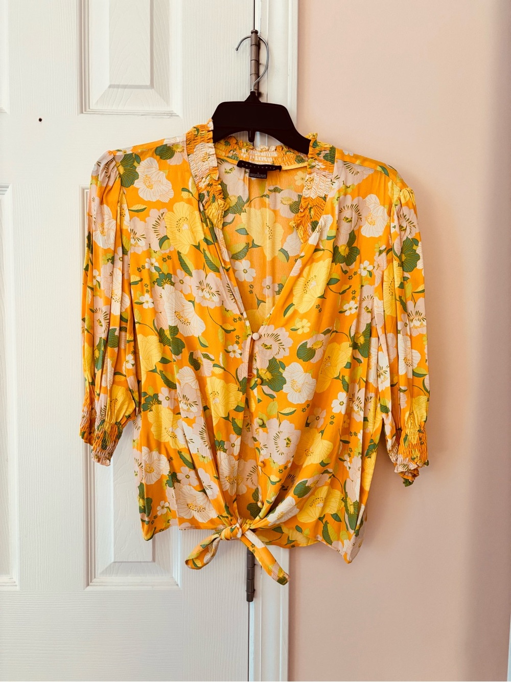 Sanctuary Yellow Floral Tie-Front Blouse with Green Leaves